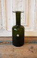 Bottle green 
Otto Brauer 
vase produced 
at Kastrup. 
Height 25 cm.