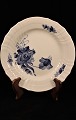 Royal Copenhagen Blue Flower curved lunch plate.
10/1624. Dia.:20cm.