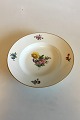 Royal 
Copenhagen 
Saxon Flower, 
Plain Deep 
Plate No 
493/10515. 
Measures 25 cm 
/ 9 27/32 in.