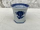 Royal 
Copenhagen, 
Aluminia, 
Cigarette Cup # 
11/1240, 6cm 
high, 
1.Sorting, 
Design 
Christian ...