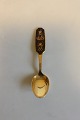 P. Hertz Gold 
Plated Sterling 
Silver "Queen's 
Spoon 1990" No 
440. Measures 
16.4 cm / 6 
29/64 in.