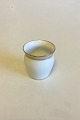 Bing & Grondahl 
Don Juan 
Toothpick 
Holder No 189. 
Measures 6.3 cm 
/ 2 31/64 in.