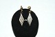 Brick Ear Studs 
9Rk 14K Gold 
NEW
Stamp: BNH 585
Length 3 cm
Wide 0.9 mm