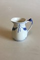 Bing & Grondahl 
Empire Creamer 
No 85B/393. 
Measures 9 cm / 
3 35/64 in.