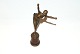 Bronze Figur 
Dansende Pige på Træ fod