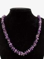 Necklace with amethysts