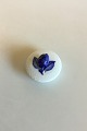 Royal 
Copenhagen Blue 
Flower Braided 
Lid No 8244. 
Measures 7.5 cm 
/ 2 61/64 in.