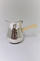 Hingelberg. 
Milk jug. 
Sterling (925). 
Height 11 cm. 
Produced 1948 - 
1971
