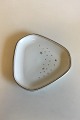 Bing & Grondahl 
Milky Way 
Triangular Cake 
Dish No 40. 
Measures 24 cm 
/ 9 29/64 in.