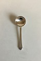 Hans Hansen 
Arvesølv 6 
Silver Bouillon 
Spoon. Measures 
16.2 cm / 6 3/8 
in.
