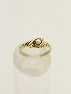 14 carat gold ring size 54 with pearl