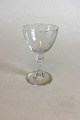 Holmegaard 
Kronborg Red 
Wine Glass. 
Designed by 
Jacob Bang. 
Measures 14 cm 
/ 5 33/64 in.