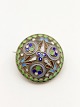 Cloisonne 
brooch D. 2.6 
cm. No. 361254