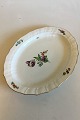 Royal 
Copenhagen 
Light Saxon 
Flower Oval 
Dish No 1557. 
Measures 40 cm 
/ 15 3/4 in. x 
32 cm / 12 ...
