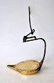 Tran lamp, 18th 
century 
Denmark. In 
brass and iron. 
Height: 29 cm. 
Bowl: 12 x 8 
cm.