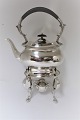 Hot water 
teapot. 
English. 
Sterling. 
(925). Stamped 
J Gl. Height 36 
cm. Produced in 
1916 Birmingham