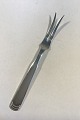 Hans Hansen 
Arvesølv No 15 
Sterling Silver 
Cold Meat Fork 
15 cm/5.90 in