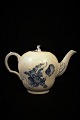 Tea pot in Blue 
Flower, Curved, 
from Royal 
Copenhagen.
Decoration 
number: 
10/1788. H: 
17cm.
1 ...
