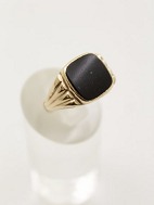 14 carat gold ring size 59 with carnelian sold