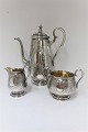 Hertz. Coffee 
Service. 3 
parts. 
Consisting of 
coffee pot, 
sugar bowl and 
creamer. Silver 
(830). ...