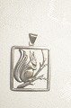 Pendant 830 
silver, Height 
4 x 3.5 cm.  1 
5/8 x 1 3/8  
inches. Fine 
condition. 
stamp 830s. BJ