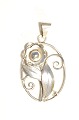 Pendant 830 
silver, Height 
4 x 3 cm. 1 5/8 
x 1 5/16 
inches. Fine 
condition. 
stamp 830s. BJ