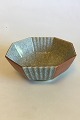 Royal 
Copenhagen 
Octagonal 
Crackle Bowl No 
212/3419. Måler 
7.5 cm / 2 
61/64 in. 17.5 
cm / 6 ...