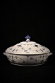 Blue Fluted lid 
dish, plain , 
from Royal 
Copenhagen.
Dekorations 
number: 1/283.
Factory 2nd 
...