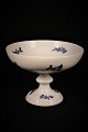 Royal 
Copenhagen, 
Blue Flower, 
braided cake 
dish on foot. 
Decoration 
number: 
10/8064. 
2.sort.  ...