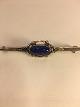 Brooch with 
Lapis Lazuli.
Serling 
silver. 830 
Chrv (Chr. 
Veilskov - 
Copenhagen 1963 
- ...