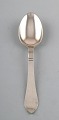 Georg Jensen 
Continental 
dinner spoon, 
hand hammered. 
The cutlery is 
designed by 
Georg Jensen 
...