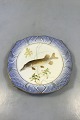 Royal 
Copenhagen Blue 
Fish Plate with 
Gold No 
1212/3002. With 
Esox lucius. 23 
cm (9 1/16").