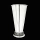 Svend Weihrauch 
1899-1962 for 
F. Hingelberg. 
Stor vase i 
sterling sølv.
Tegnet af 
Svend ...