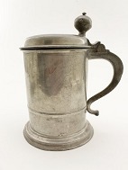 Tin mug H. 21.5 cm. 19th century. 