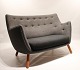 Poet Rime sofa, 
model FJ4100, 
designed by 
Finn Juhl in 
1941 and 
manufactured by 
Onecollection. 
...