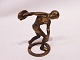 Sculpture of 
Olympic 
participant in 
bronze and in 
great vintage 
condition.
Dimensions: H: 
16 ...