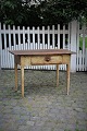 Swedish 1900 
Century console 
table in wood 
with small 
drawer.
The table is 
completely in 
...