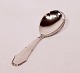 Marmelade spoon 
in 
Christiansborg, 
hallmarked 
silver. Ask for 
number in 
stock.
11 cm.