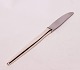 Dinner knife in 
Tulip by A. 
Michelsen, 
sterling 
silver. Ask for 
number in 
stock.
21 cm.
