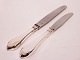 Dinner knife 
and lunch knife 
in Bernstorff, 
three-towered 
silver. Ask for 
quantity in ...