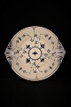 Royal 
Copenhagen Blue 
Fluted Plain 
cake dish.
Decoration 
number: 1/319. 
Dia: 32cm.
1.sort. In ...
