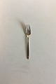 Athene DGS 
silver plate 
Cake Fork 
Danske Krone 
Sølv . Measures 
14 cm / 5 33/64 
in.