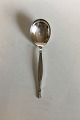 Gitte silver 
plate Large 
Serving Spoon 
O.V. Mogensen. 
Measures 26.5 
cm / 10 7/16 
in.