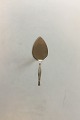 Gitter silver 
plate Cake 
Server O.V. 
Mogensen
Measures 16 cm 
/ 6 19/64 in.