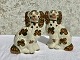 Staffordshire 
faience dogs, 
Sailor dogs, 
19.5cm high, 
13.5cm wide * 
Cracked and in 
used condition 
*