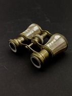 Theater binoculars with mother of pear