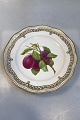 Royal 
Copenhagen 
Flora Danica 
Fruit Plate No 
429/3584. 
Measures 22.7 
cm / 8 15/16 
in. 1st ...
