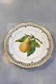 Royal 
Copenhagen 
Flora Danica 
Fruit Plate No 
2/3584. 
Measures 22.7 
cm / 8 15/16 
in. 1st 
Quality. ...