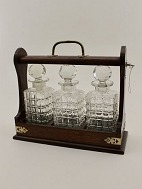 English tantalus with 3 carafes 19th century. No. 380340 sold<BR>
