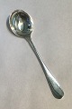 A. Michelsen 
Ida Jam Spoon 
in Sterling 
Silver. 
Measures 15 cm 
/ 5.59  in.